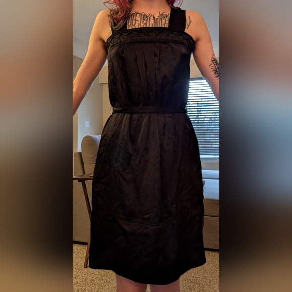 Silk Banana Republic Shift Dress - Picture 2 of 5